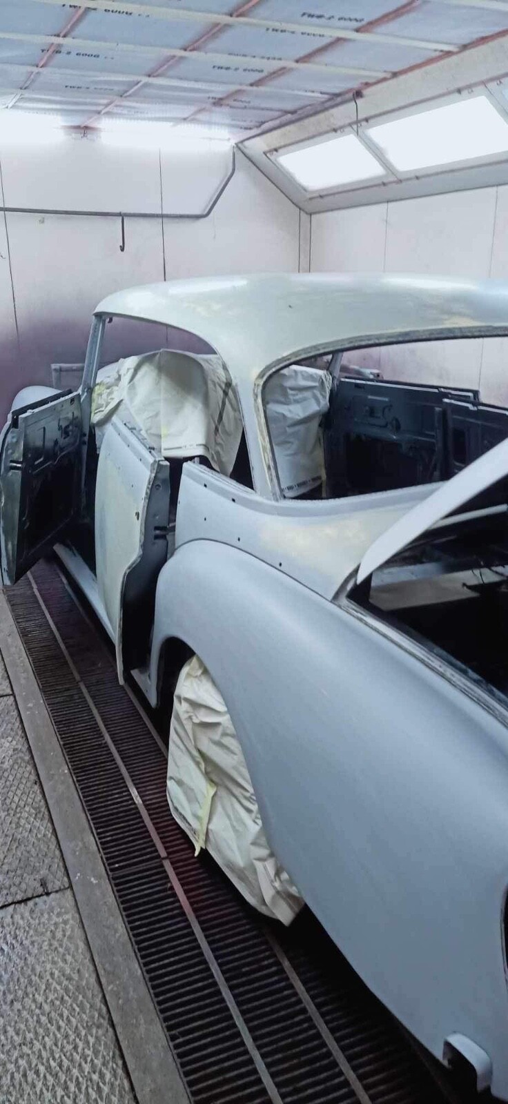 Mercedes-Benz-300-Series-1958-Sedan-27