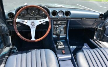Mercedes-Benz-300-Series-1972-Convertible-13
