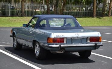 Mercedes-Benz-300-Series-1972-Convertible-21
