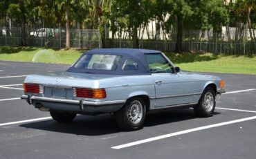 Mercedes-Benz-300-Series-1972-Convertible-22