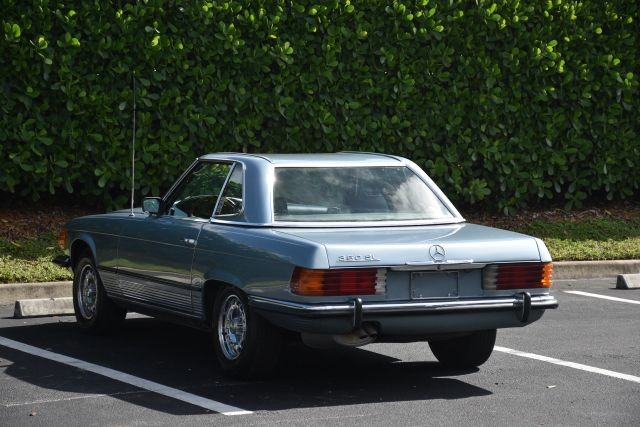 Mercedes-Benz-300-Series-1972-Convertible-25