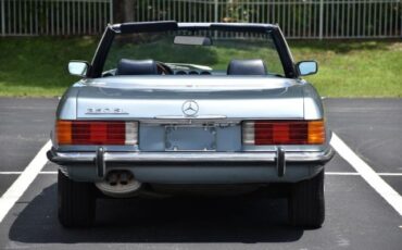 Mercedes-Benz-300-Series-1972-Convertible-7
