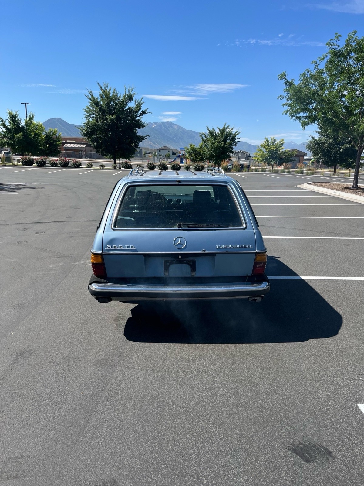 Mercedes-Benz-300-Series-1985-Wagon-4