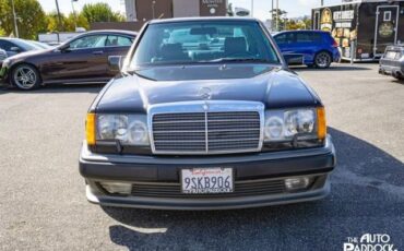 Mercedes-Benz-300-Series-1990-Sedan-1