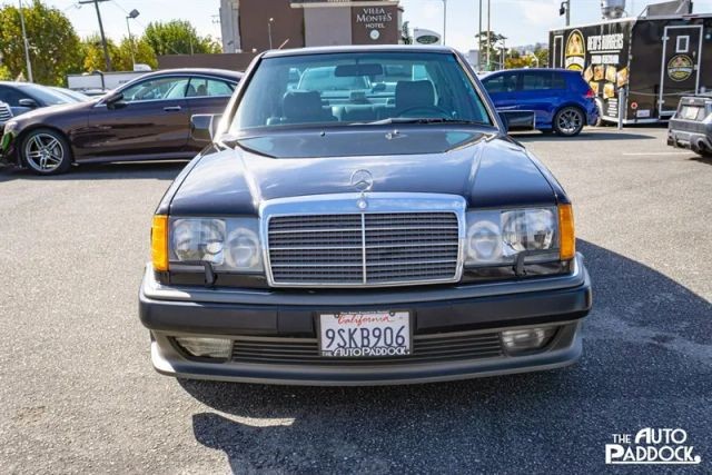 Mercedes-Benz-300-Series-1990-Sedan-1