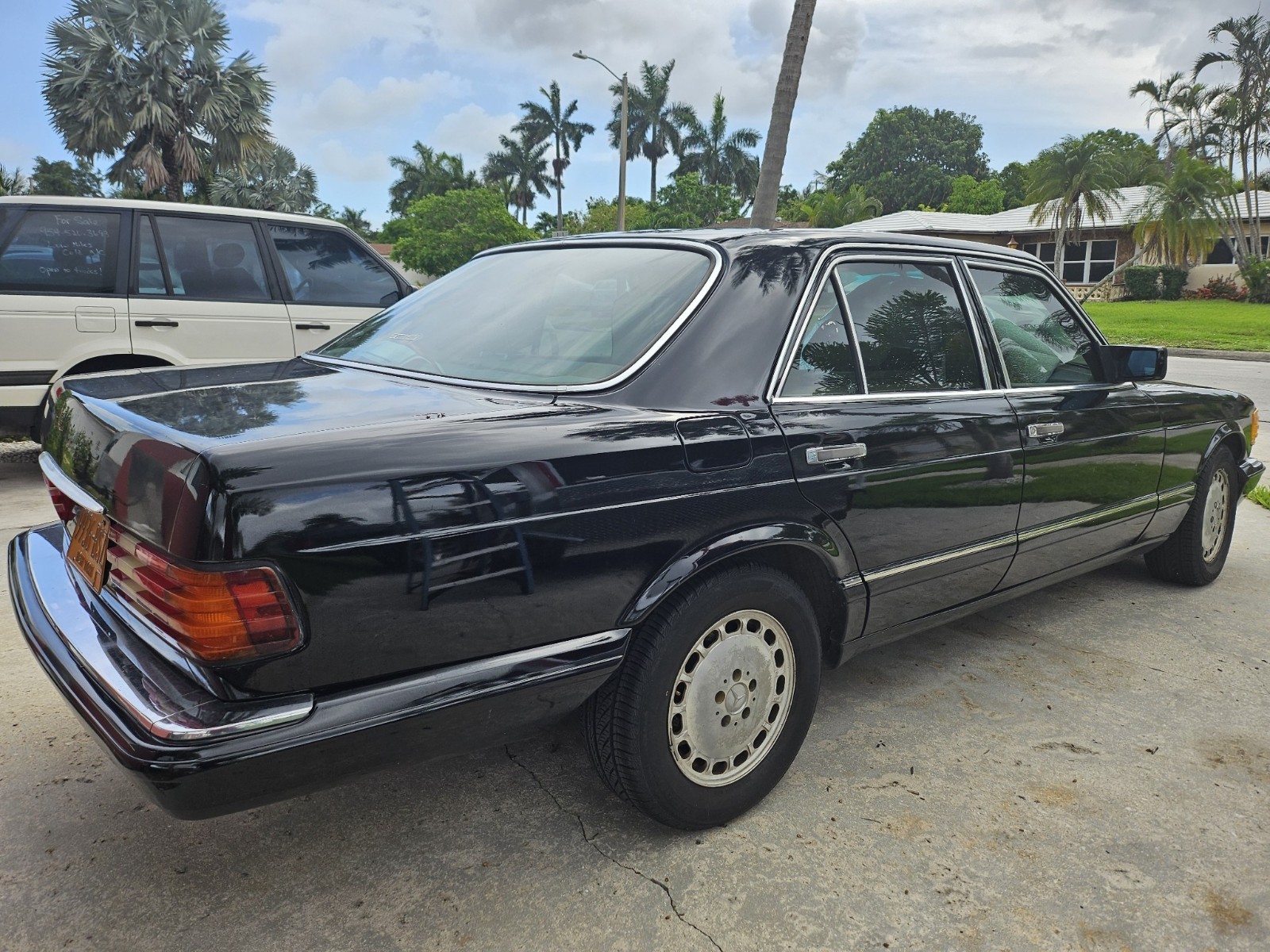 Mercedes-Benz-300-Series-1991-1