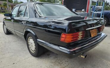 Mercedes-Benz-300-Series-1991-2