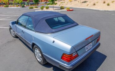 Mercedes-Benz-300CE-1993-Convertible-15