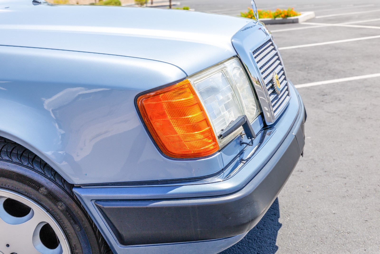 Mercedes-Benz-300CE-1993-Convertible-18