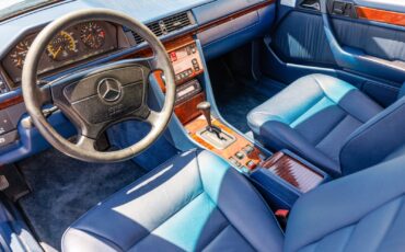 Mercedes-Benz-300CE-1993-Convertible-23