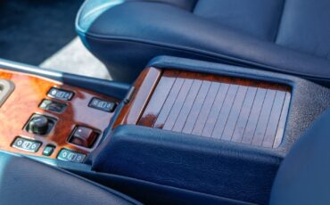 Mercedes-Benz-300CE-1993-Convertible-27