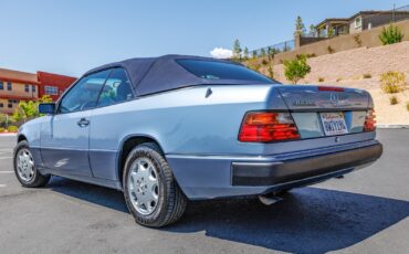 Mercedes-Benz-300CE-1993-Convertible-7