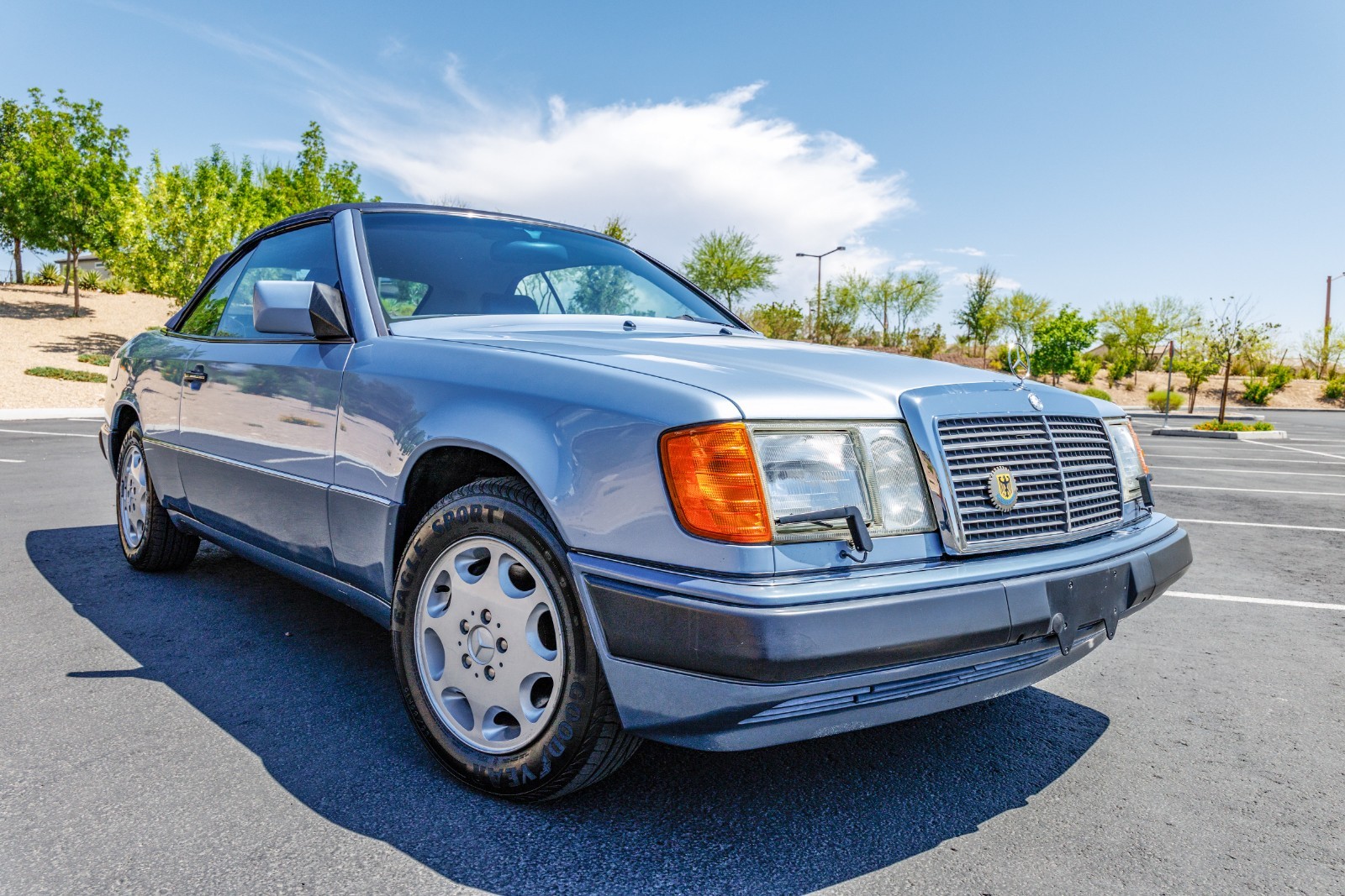 Mercedes-Benz-300CE-1993-Convertible-8