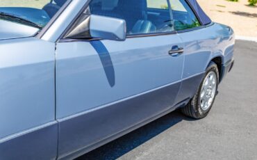 Mercedes-Benz-300CE-1993-Convertible-9