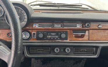 Mercedes-Benz-300SEL-1970-10