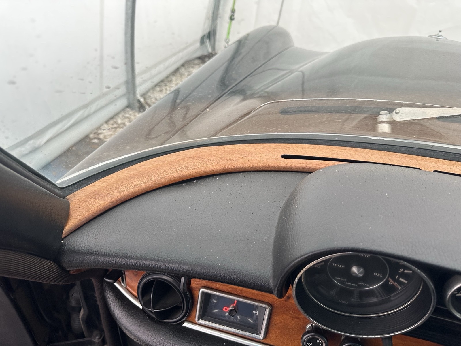 Mercedes-Benz-300SEL-1970-12
