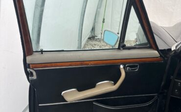 Mercedes-Benz-300SEL-1970-20