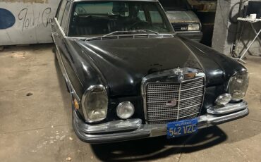 Mercedes-Benz-300SEL-1970