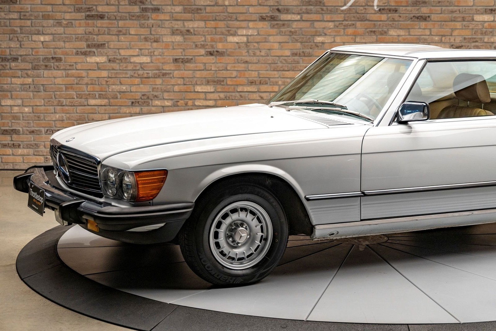 Mercedes-Benz-380-SL-1985-Other-8