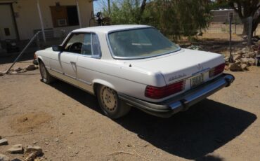 Mercedes-Benz-400-Series-1977-2