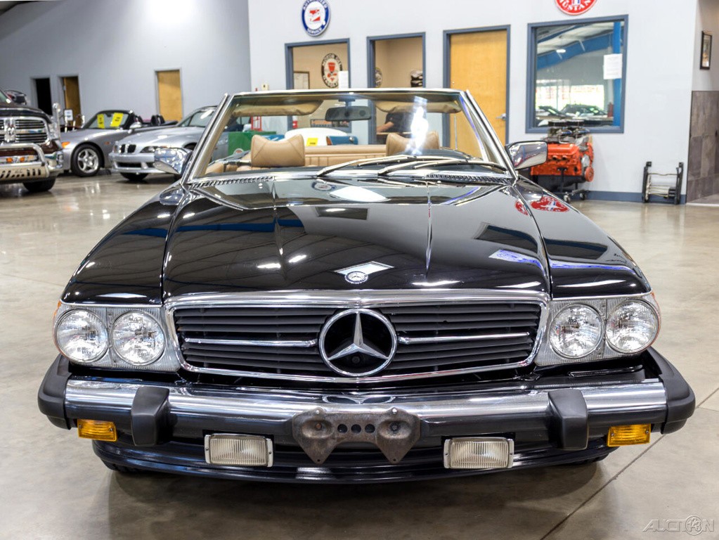 Mercedes-Benz-400-Series-1979-Other-1