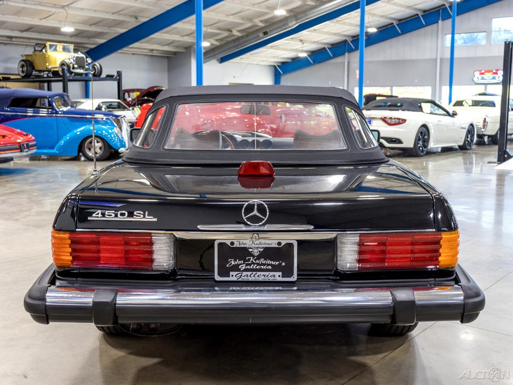 Mercedes-Benz-400-Series-1979-Other-13