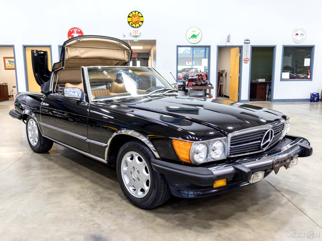 Mercedes-Benz-400-Series-1979-Other-20