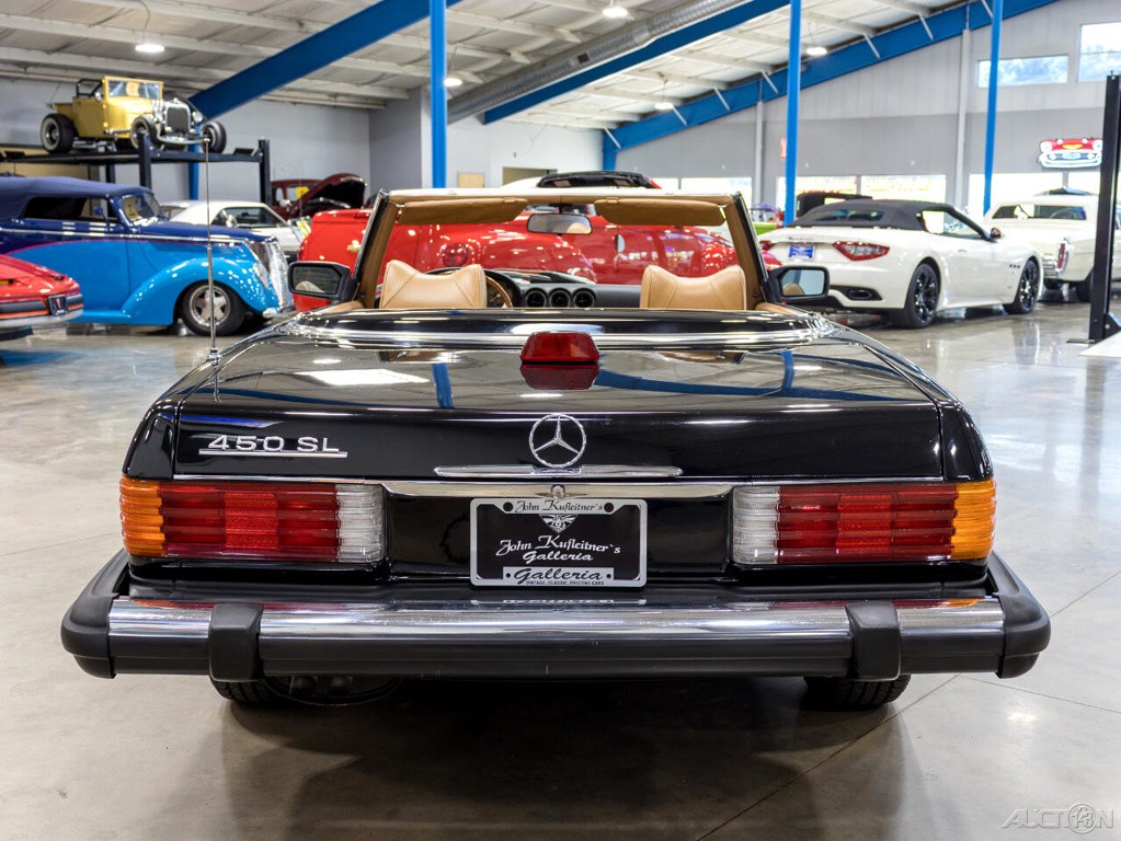 Mercedes-Benz-400-Series-1979-Other-5