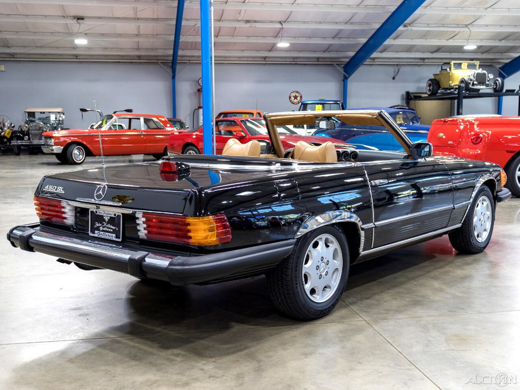 Mercedes-Benz-400-Series-1979-Other-6