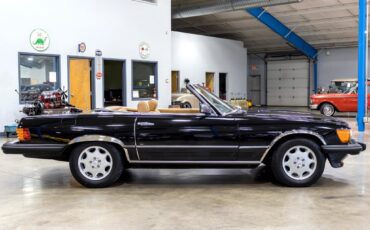 Mercedes-Benz-400-Series-1979-Other-7