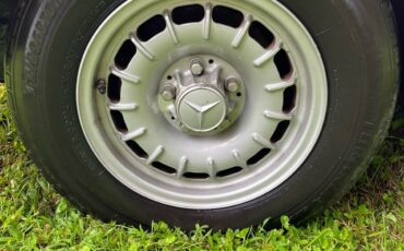 Mercedes-Benz-450SLC-1974-14