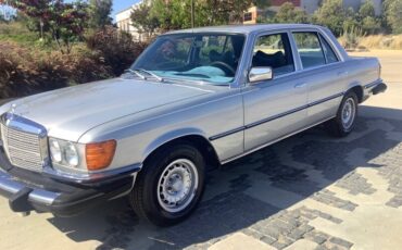 Mercedes-Benz-450se-1976-Sedan-6