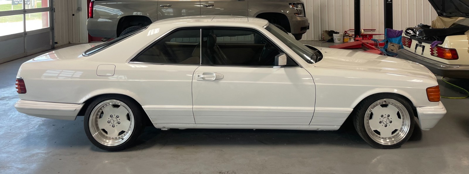 Mercedes-Benz-500-Series-1980-Coupe-1
