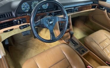 Mercedes-Benz-500-Series-1980-Coupe-10