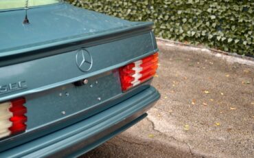 Mercedes-Benz-500-Series-1983-Coupe-9