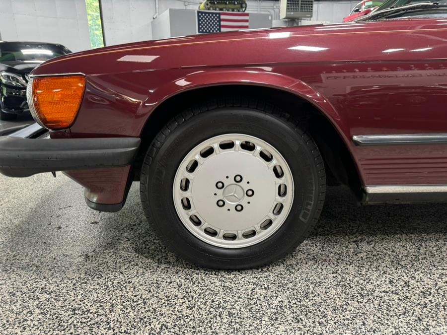 Mercedes-Benz-500-Series-1986-Convertible-10