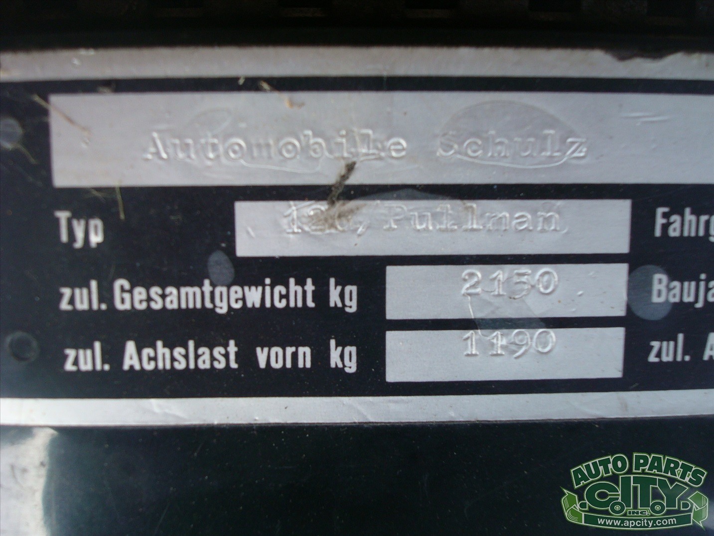 Mercedes-Benz-500-Series-1986-Limousine-11