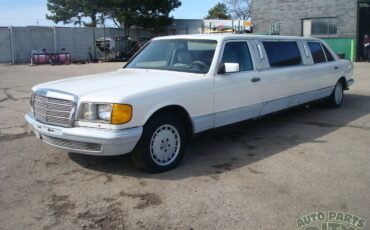 Mercedes-Benz-500-Series-1986-Limousine-4