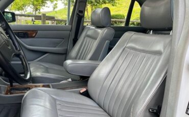 Mercedes-Benz-500-Series-1987-20