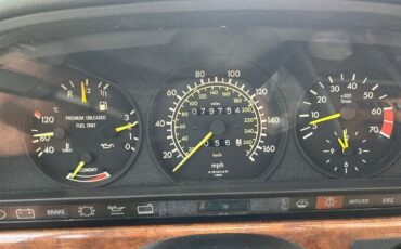 Mercedes-Benz-500-Series-1987-29