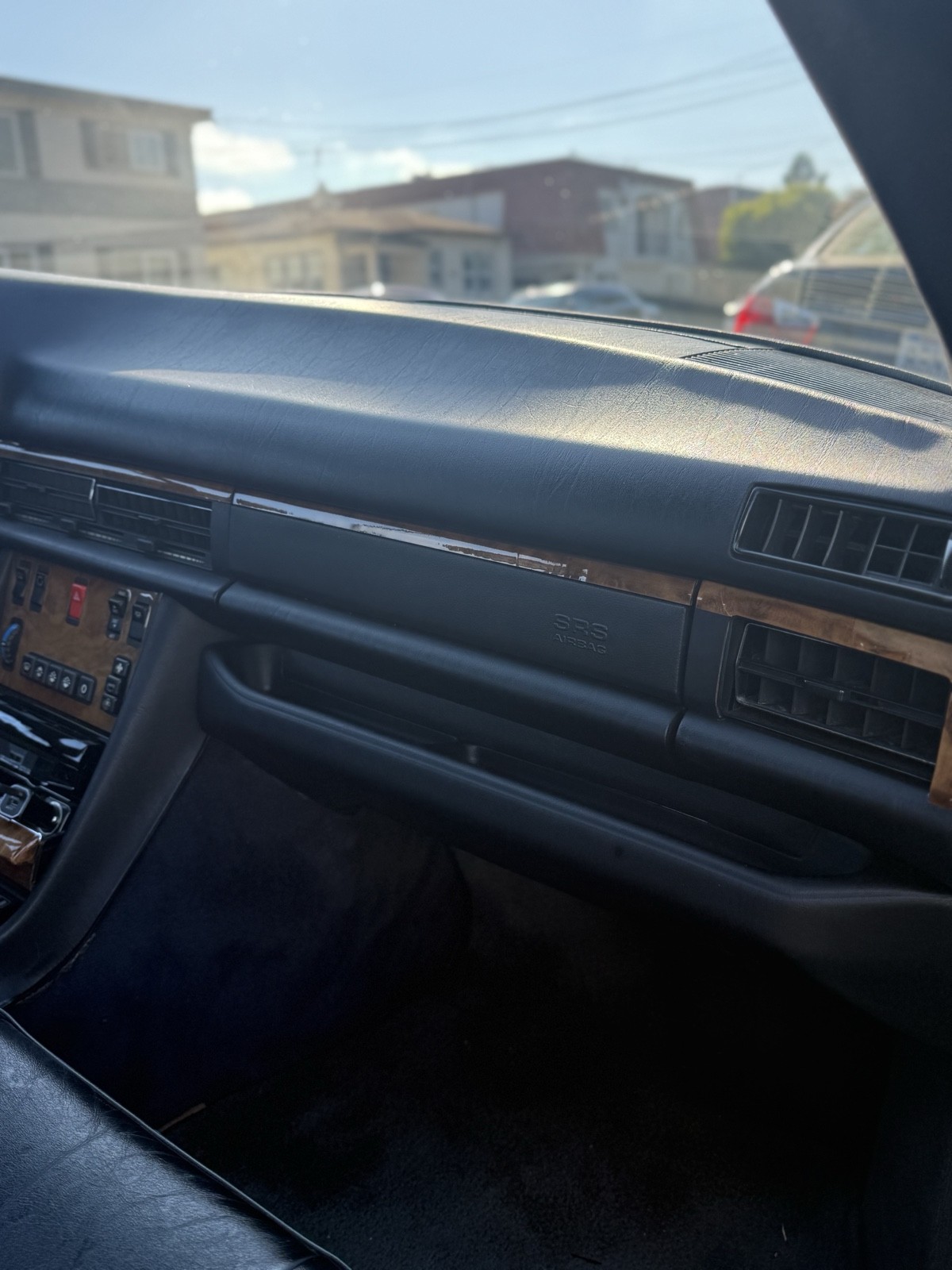 Mercedes-Benz-500-Series-1990-Coupe-16