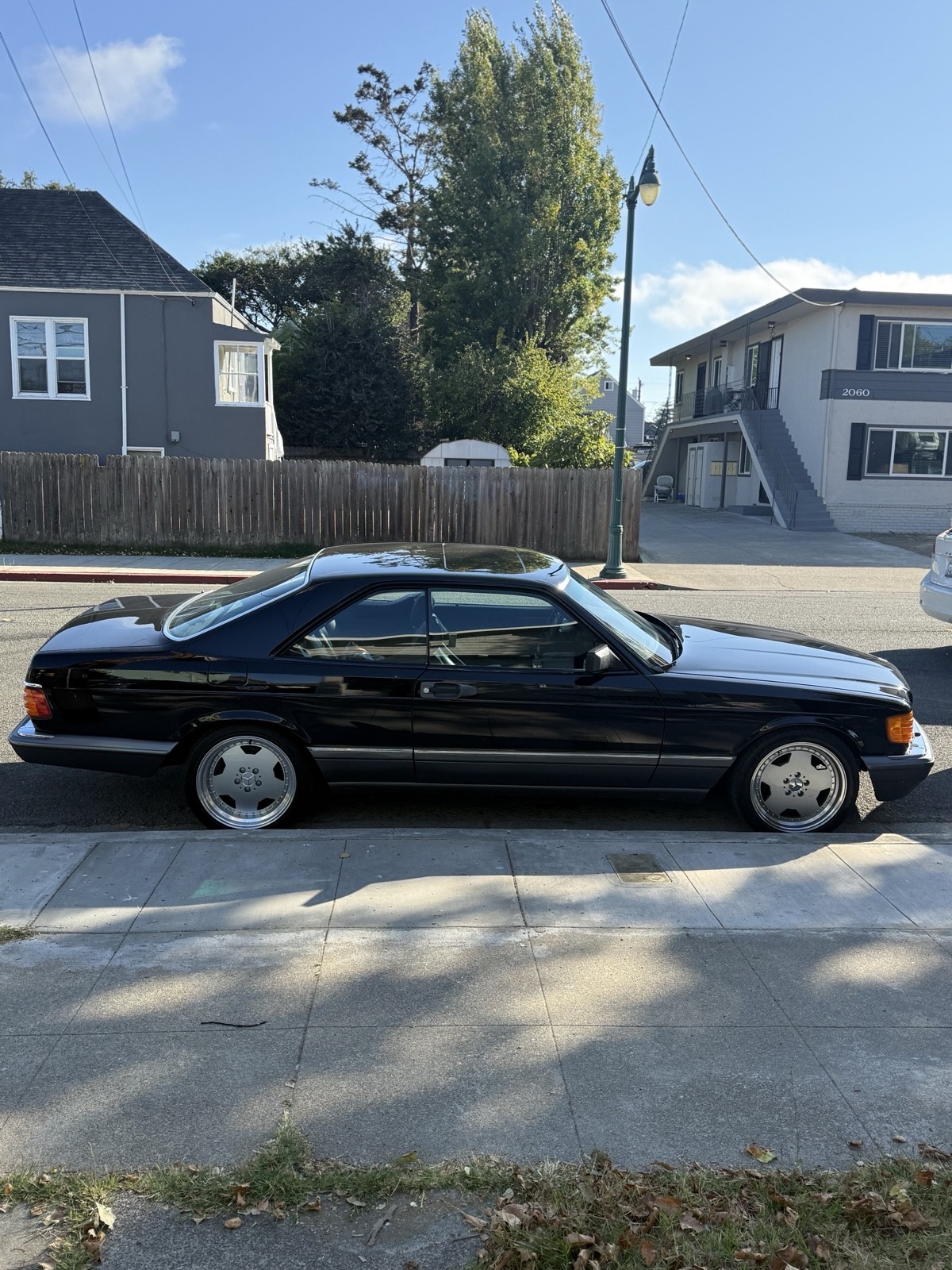 Mercedes-Benz-500-Series-1990-Coupe-7
