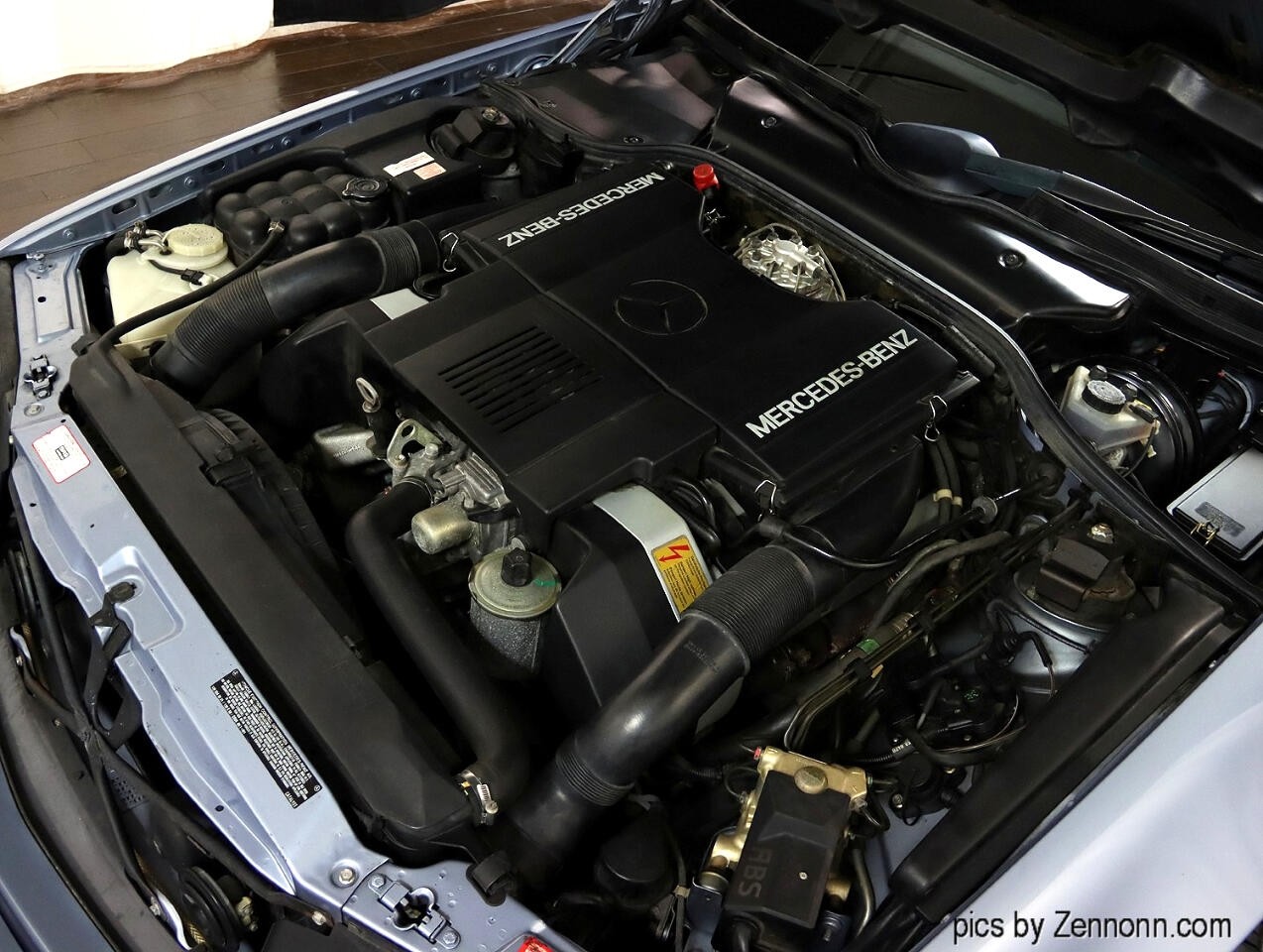Mercedes-Benz-500-Series-1991-Convertible-25