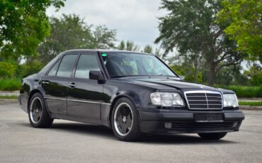 Mercedes-Benz-500-Series-1993-Sedan