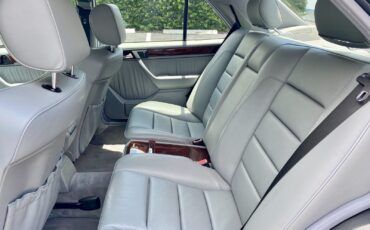 Mercedes-Benz-500-Series-1994-Sedan-15
