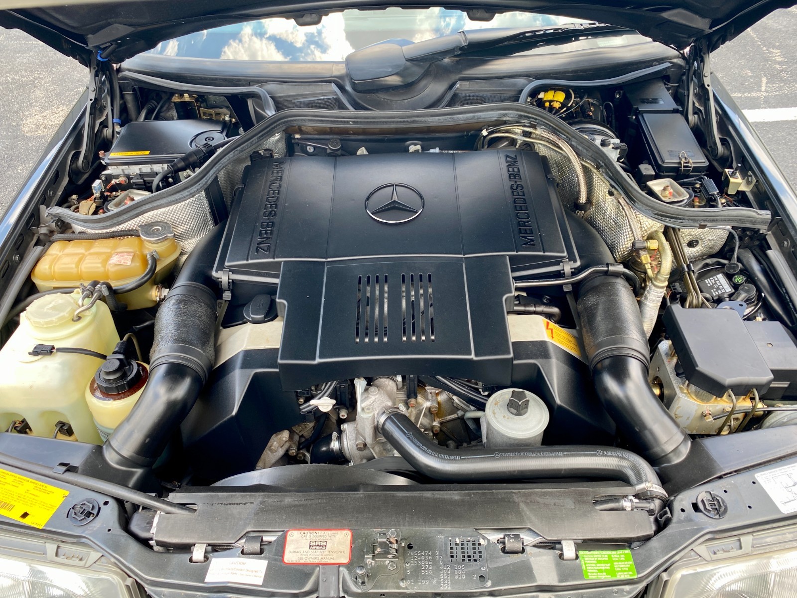 Mercedes-Benz-500-Series-1994-Sedan-18
