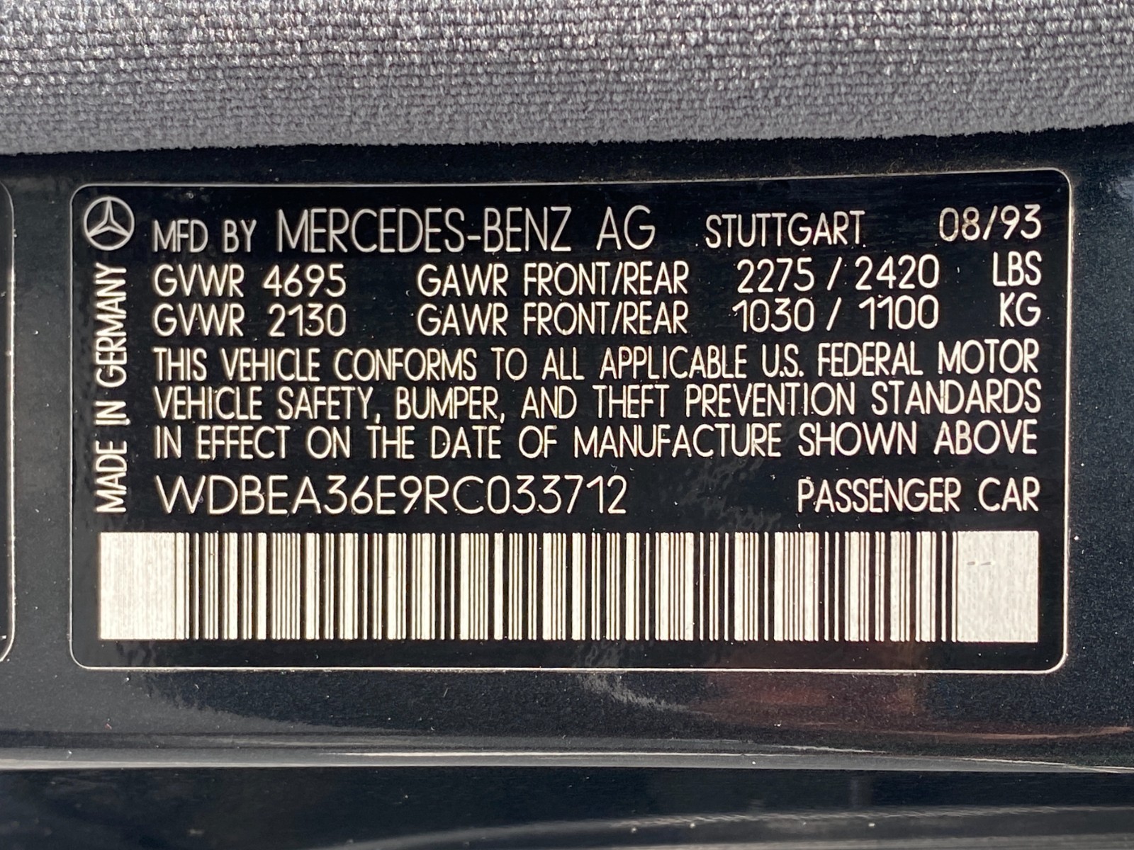 Mercedes-Benz-500-Series-1994-Sedan-30