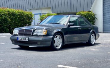 Mercedes-Benz-500-Series-1994-Sedan