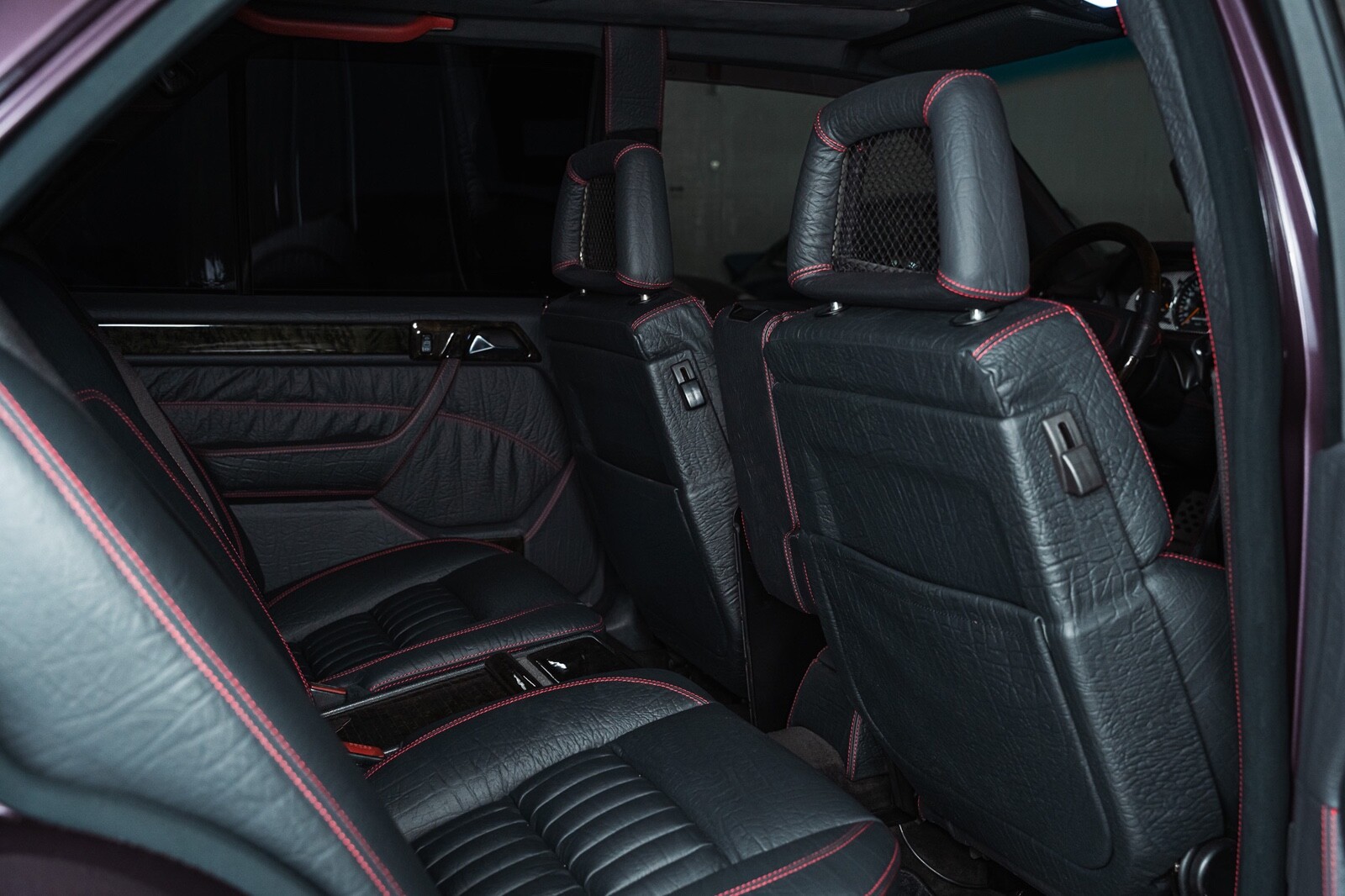 Mercedes-Benz-500E-1992-4D-25
