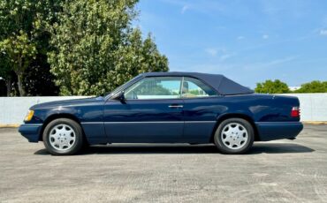 Mercedes-Benz-E-Class-1994-Convertible-1